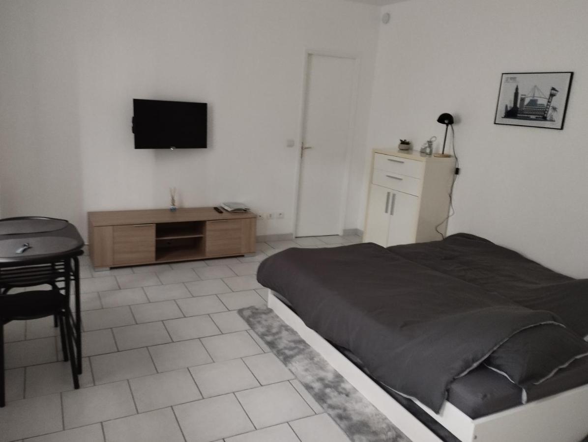 Studio Charmant Canape Lit Netflix Prime Video Wifi Dazn Хавър Екстериор снимка